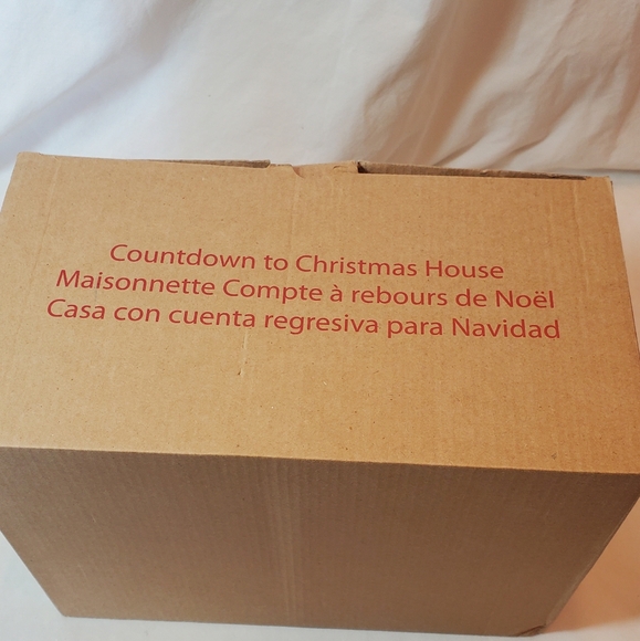 Countdown To Christmas Avon 2011 Advent Lighted Animated Musical House - Picture 11 of 13